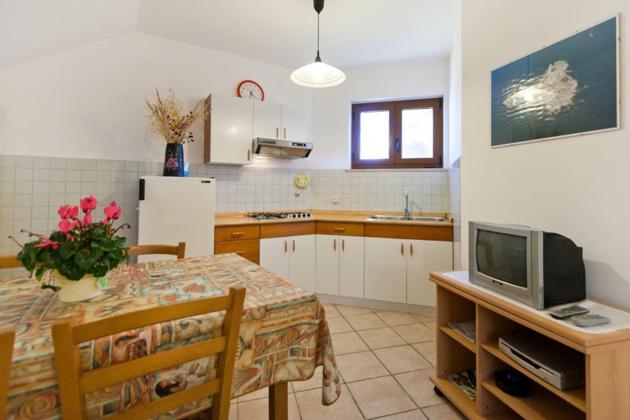 Apartments Redenta Tar-Vabriga Dış mekan fotoğraf
